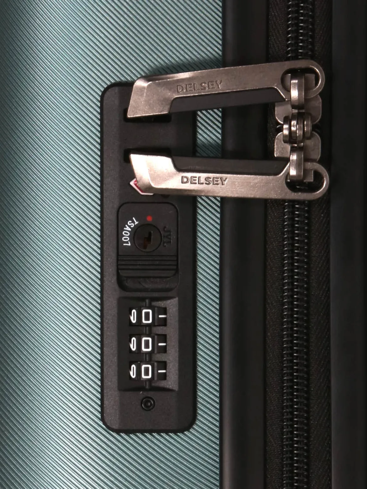 Valise Delsey Air Armour Slim 55 cm Verte